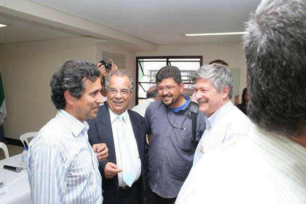 Conversa informal antes do início da reunião.