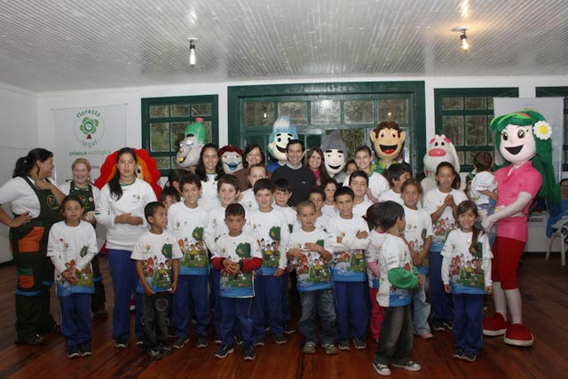 A turma Criança Ecológica de Campos do Jordão