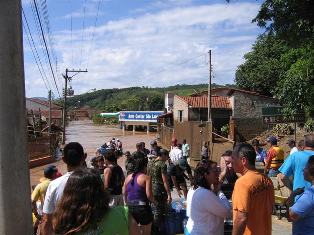 Comunidades ficaram isoladas em São Luiz do Paraitinga