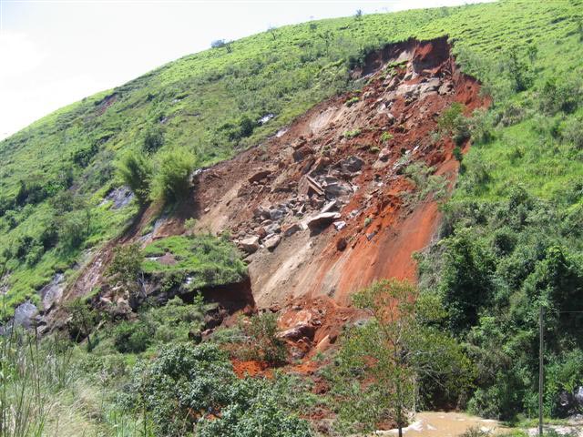 Deslizamento de terra em São Luiz do Paraitinga