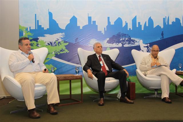 Conferências discutem turismo