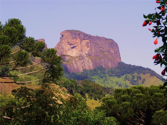 Baú e Ana Chata